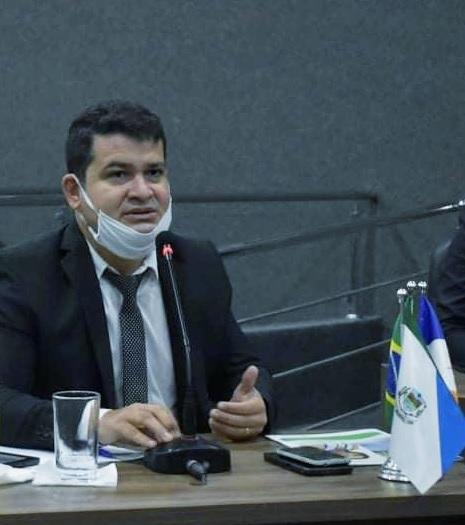 Vereador apresenta projeto de indicação solicitando a construção de um novo cemitério em Guaraí