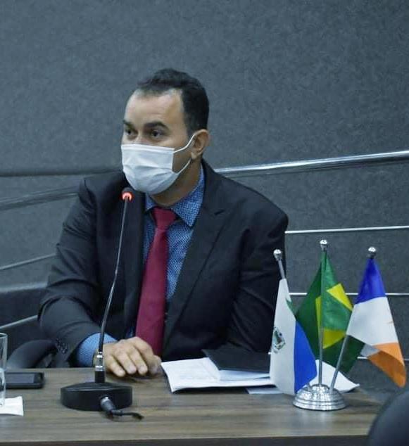 Vereador pede que garis sejam inseridos no grupo prioritário de vacinação contra Covid-19 em Guaraí
