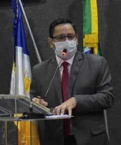 Imagem da notícia: Projeto de lei em Guaraí pretende proibir corte de água e energia onde residam doentes terminais