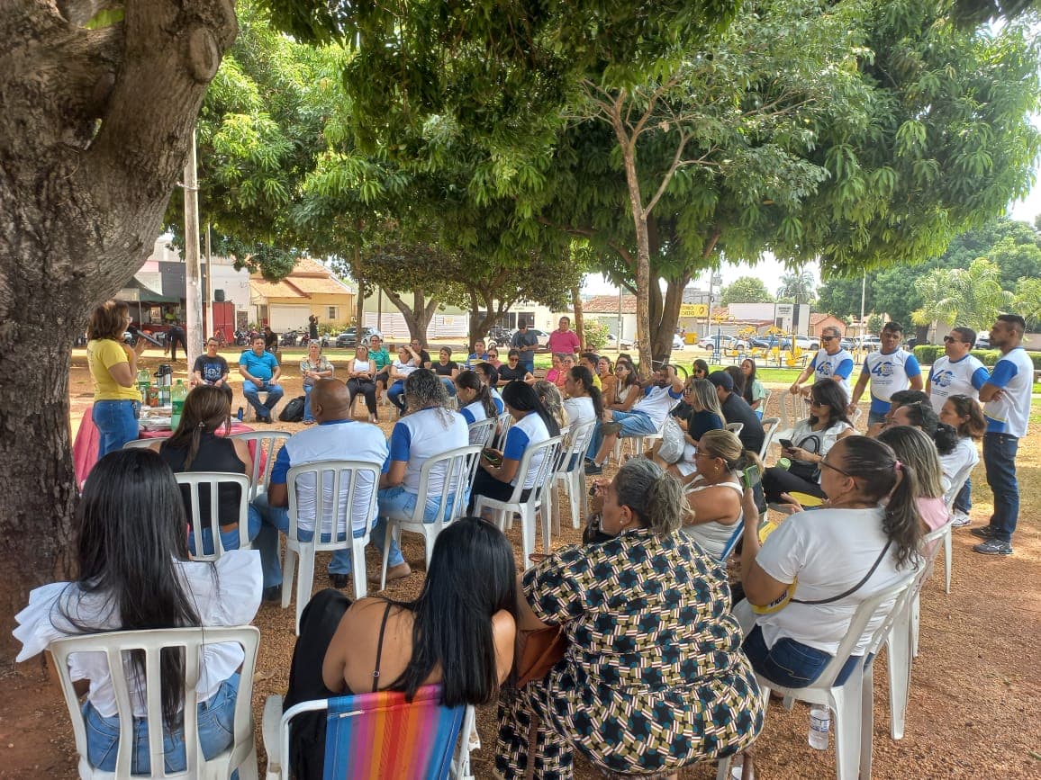 Foto da notícia: Educadores de Guaraí e região pressionam governo interino cobrando posição sobre o PCCR