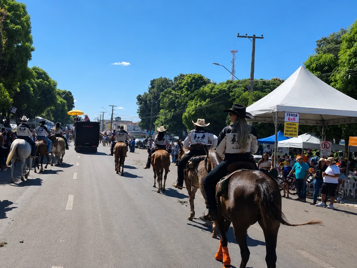 Foto da notícia: Responsáveis por tendas na Bernardo Sayão devem realizar cadastro para cavalgada em Guaraí