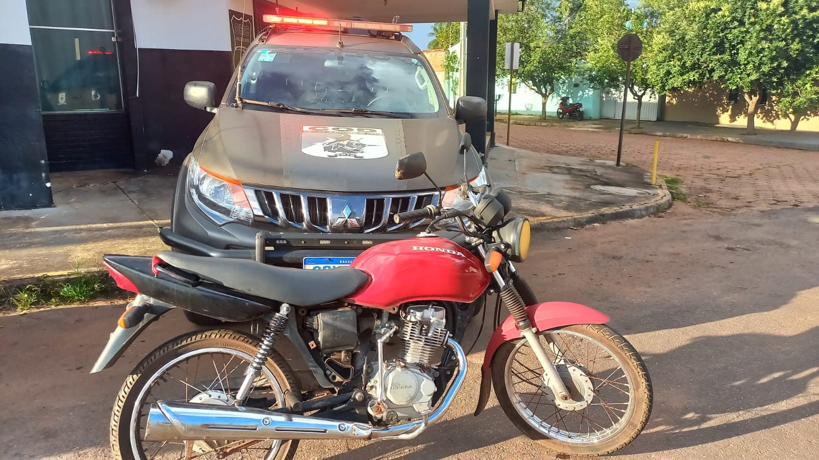 Foto da notícia: Equipe COD da PM/TO recupera moto em Guaraí que havia sido furtada dias antes em Colinas