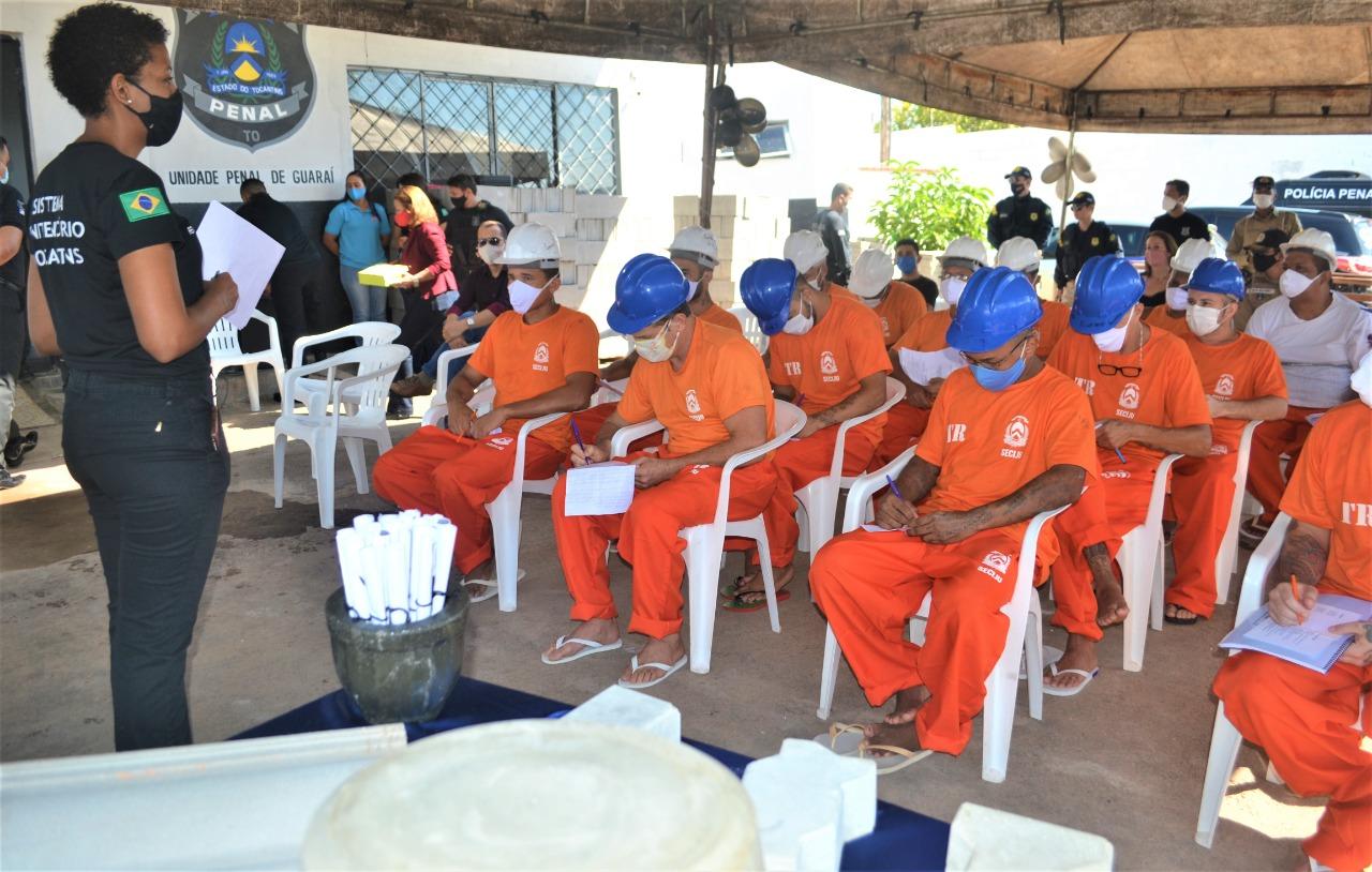 20 presos de Araguacema, Colméia e Guaraí são certificados ao concluírem curso de 160 horas