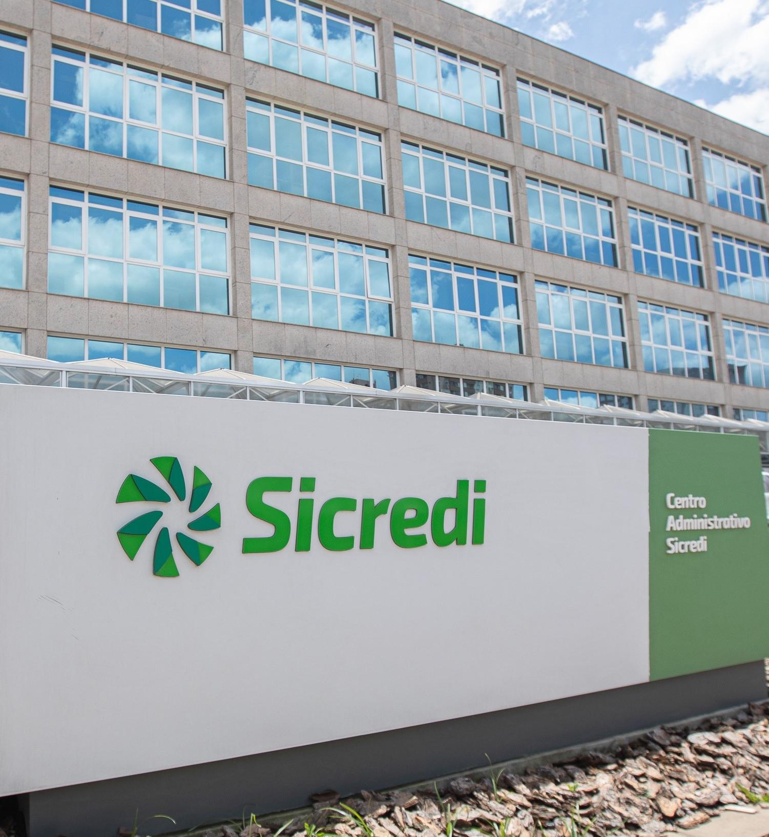 Forbes aponta Sicredi entre as melhores instituições financeiras do Brasil e do mundo em 2021