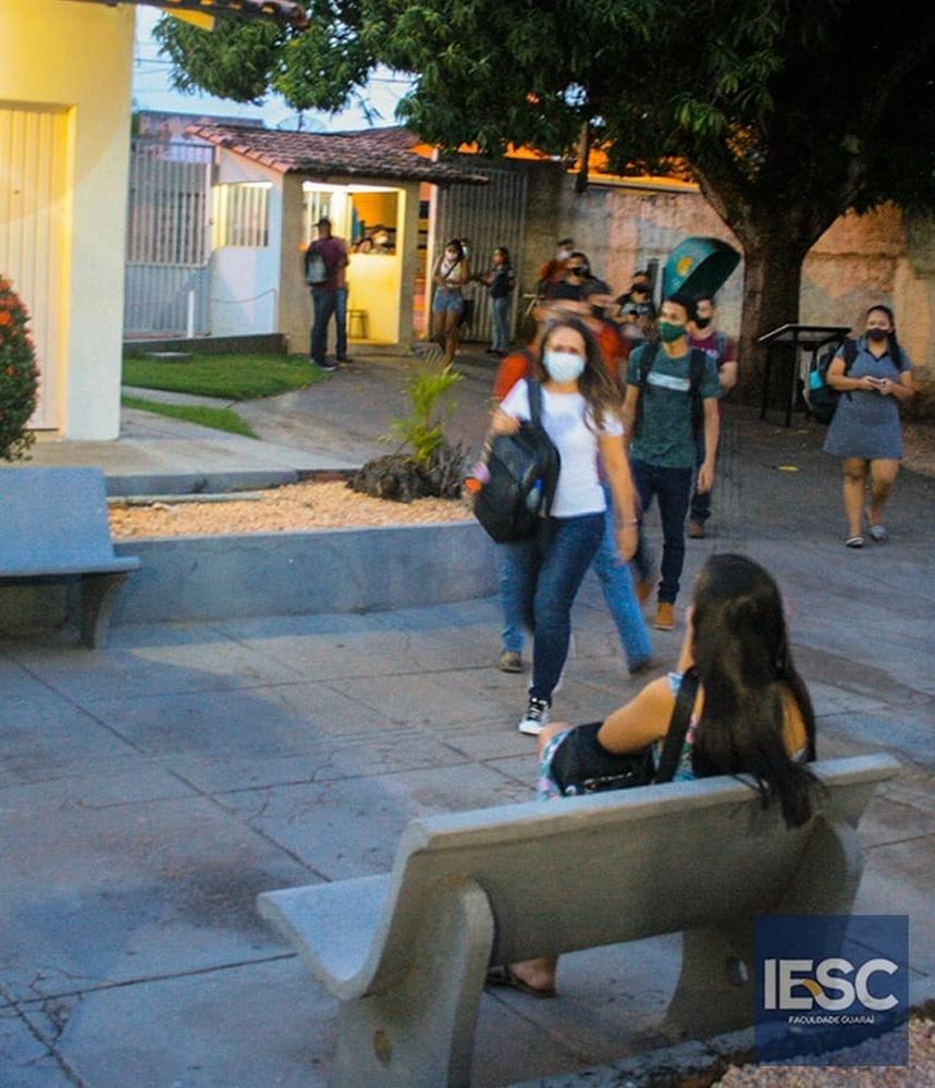 Suspensão das aulas presenciais no IESC/FAG divide opiniões entre estudantes nas redes sociais
