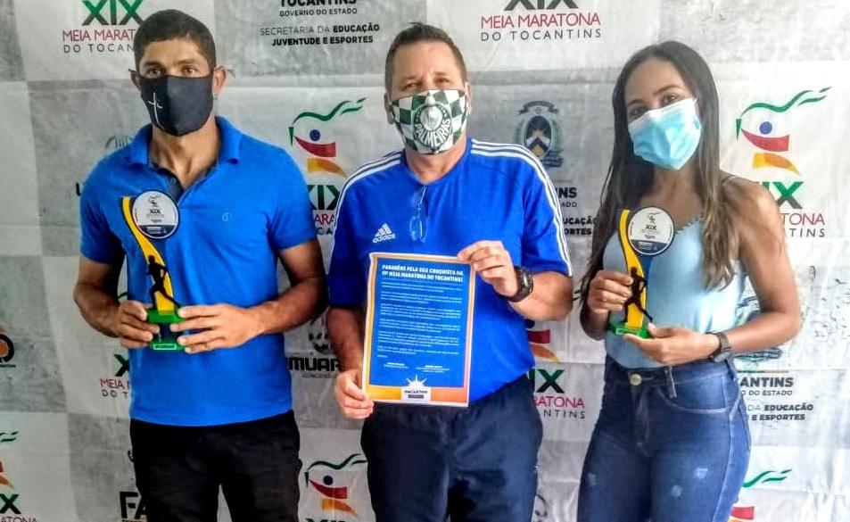 Atletas de Guaraí recebem premiações da 19ª Meia Maratona do Tocantins, disputada em 2019