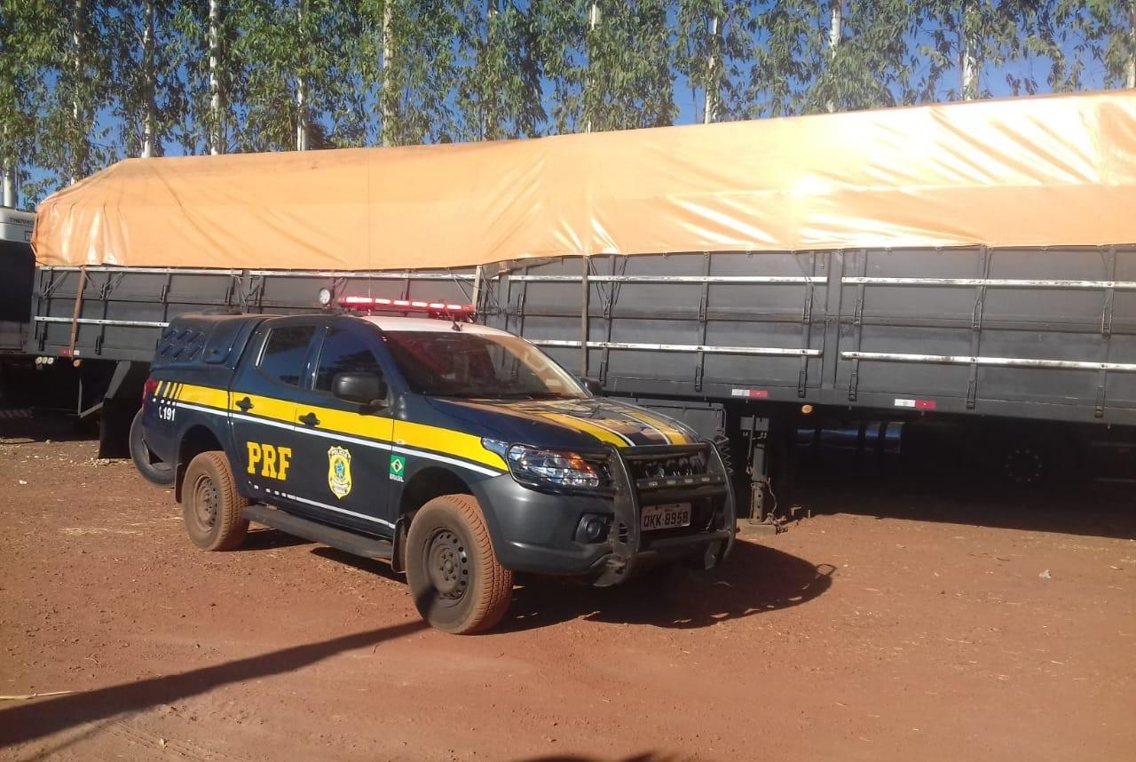 PRF de Guaraí recupera carreta roubada há 25 anos, pouco tempo depois de ter sido fabricada