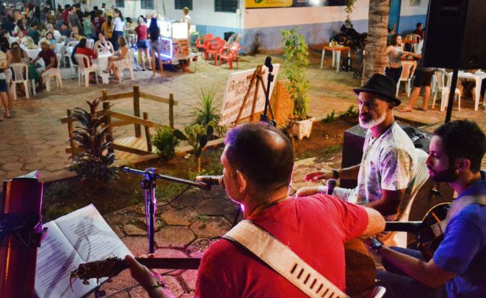 Música ao vivo volta a ser permitida em Guaraí, mas shows e eventos com público ainda não