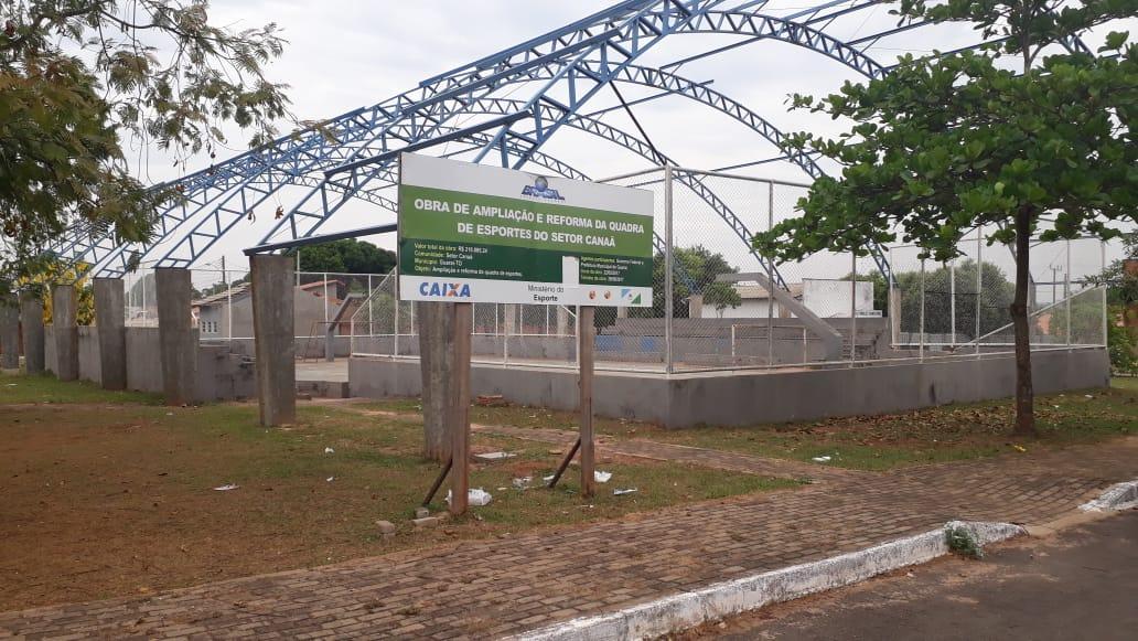 Obras de reforma e ampliação da quadra poliesportiva do Setor Canaã são retomadas em Guaraí