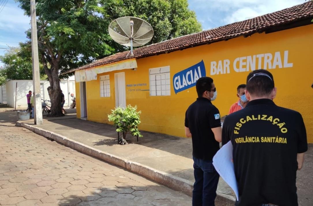 Vigilância orienta donos de bares; consumo no estabelecimento não é permitido em Guaraí